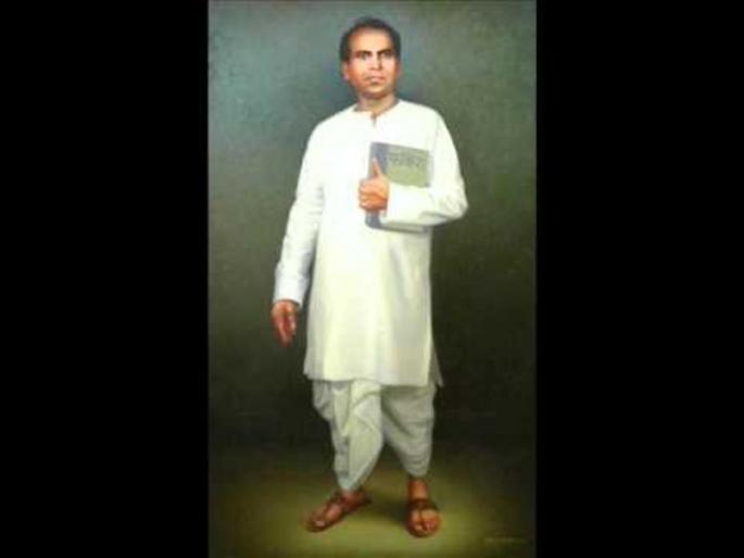 Anna Bhau Sathe shouted from the memorial | अण्णा भाऊ साठे स्मारकावरून गदारोळ Anna Bhau Sathe shouted from the memorial | अण्णा भाऊ साठे स्मारकावरून गदारोळ