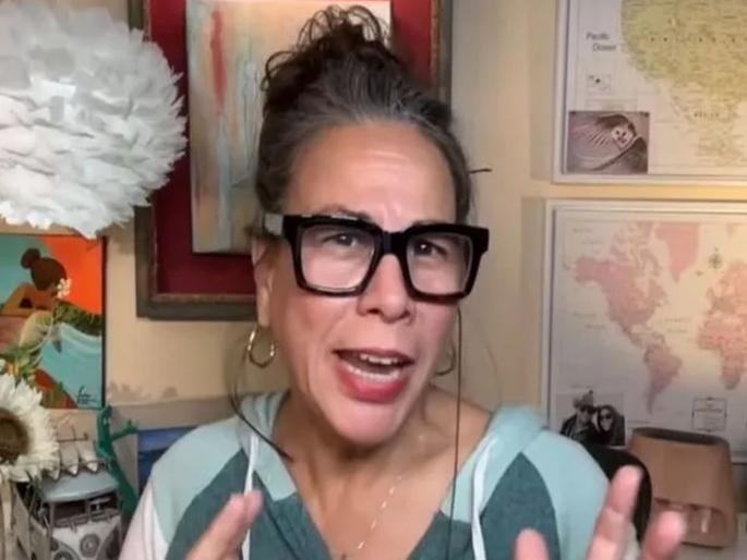 Natalie Webster! Her mother and grandfather! After divorcing her father, her mother married her grandfather, her father-in-law. | नताली वेबस्टर! तिची आई आणि आजोबा! वडिलांना घटस्फोट देऊन आईनं आजोबाशी म्हणजे सासऱ्याशी लग्न केलं Natalie Webster! Her mother and grandfather! After divorcing her father, her mother married her grandfather, her father-in-law. | नताली वेबस्टर! तिची आई आणि आजोबा! वडिलांना घटस्फोट देऊन आईनं आजोबाशी म्हणजे सासऱ्याशी लग्न केलं