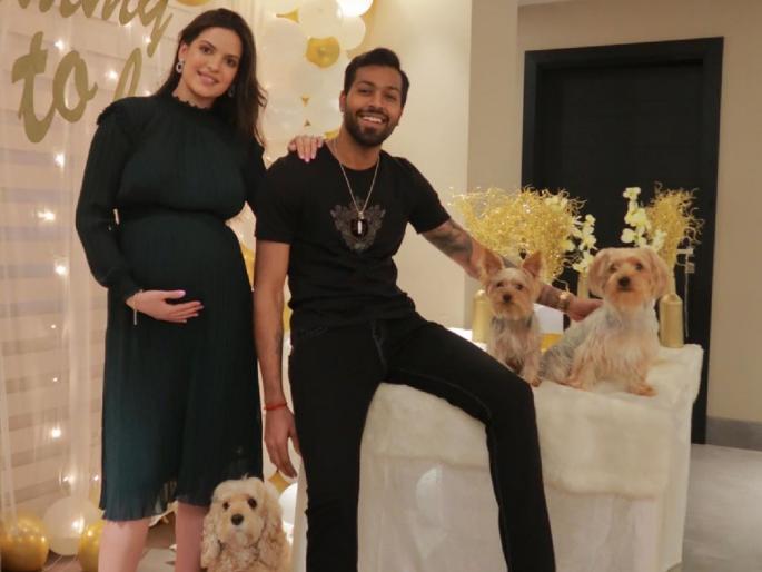 Hardik Pandya surprises Natasa Stankovic with roses, she says ‘you will forever be my always’ | प्रेग्नंट प्रेयसीला खूश ठेवण्यासाठी हार्दिक पांड्याची खटपट; स्पेशल गिफ्ट पाहून नताशा म्हणते...