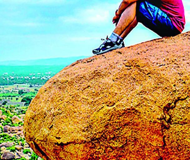 Restart.. The search for ‘new-normal’ people who have started a new life | रिस्टार्ट.. कोरोनाच्या आगेमागे जुनं पुसून नव्याने आयुष्य आखायला घेतलेल्या ‘न्यू-नॉर्मल’ लोकांचा शोध Restart.. The search for ‘new-normal’ people who have started a new life | रिस्टार्ट.. कोरोनाच्या आगेमागे जुनं पुसून नव्याने आयुष्य आखायला घेतलेल्या ‘न्यू-नॉर्मल’ लोकांचा शोध