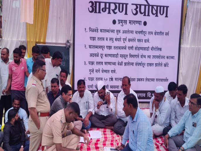 Nilvande water will go to the last seepage pond of Kopargaon | निळवंडेचे पाणी कोपरगावच्या शेवटच्या पाझर तलावात जाणार Nilvande water will go to the last seepage pond of Kopargaon | निळवंडेचे पाणी कोपरगावच्या शेवटच्या पाझर तलावात जाणार