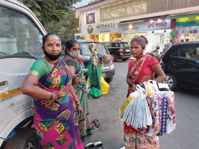 Finally, strict restrictions will be imposed in Navi Mumbai | अखेर नवी मुंबईत कडक निर्बंध लागू, कंटेनमेंट झोनमध्ये महापालिका आयुक्तांचे निर्देश Finally, strict restrictions will be imposed in Navi Mumbai | अखेर नवी मुंबईत कडक निर्बंध लागू, कंटेनमेंट झोनमध्ये महापालिका आयुक्तांचे निर्देश