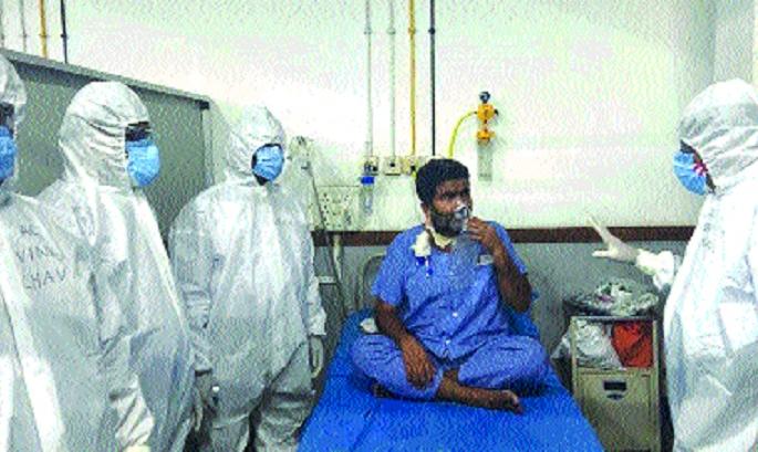 Coronation-affected police visit from wellness team, staff interrupted in four months | वेलनेस टीमकडून कोरोनाबाधित पोलिसांची भेट, कर्मचारी चार महिन्यांत बाधित Coronation-affected police visit from wellness team, staff interrupted in four months | वेलनेस टीमकडून कोरोनाबाधित पोलिसांची भेट, कर्मचारी चार महिन्यांत बाधित