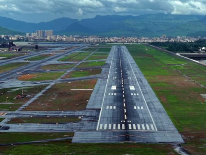 Third runway at Navi Mumbai airport! Long-term air traffic review; Process of appointing consultants begins | नवी मुंबई विमानतळावर तिसरीही धावपट्टी! दीर्घकालीन हवाई वाहतुकीचा आढावा; सल्लागार नियुक्तीची प्रक्रिया सुरू Third runway at Navi Mumbai airport! Long-term air traffic review; Process of appointing consultants begins | नवी मुंबई विमानतळावर तिसरीही धावपट्टी! दीर्घकालीन हवाई वाहतुकीचा आढावा; सल्लागार नियुक्तीची प्रक्रिया सुरू