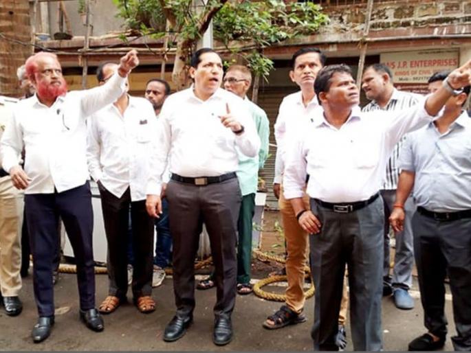 Sandeep Naik inspected 'that' disaster building in Nerul | नेरूळ मधील 'त्या ' दुर्घटनाग्रस्त इमारतीची संदीप नाईक यांनी केली पाहणी Sandeep Naik inspected 'that' disaster building in Nerul | नेरूळ मधील 'त्या ' दुर्घटनाग्रस्त इमारतीची संदीप नाईक यांनी केली पाहणी