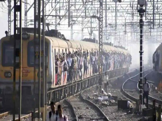 Accidental death of a doctor of JJ hospital after falling from the train | रेल्वेतून पडून ‘जेजे’तील डॉक्टरचा अपघाती मृत्यू Accidental death of a doctor of JJ hospital after falling from the train | रेल्वेतून पडून ‘जेजे’तील डॉक्टरचा अपघाती मृत्यू