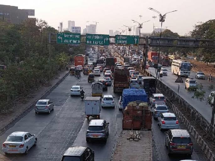 Traffic jam on Sion-Panvel highway; Nerul flyover repair hit! Inconvenience to passengers due to traffic congestion | सायन-पनवेल महामार्गावर चक्काजाम; नेरूळ उड्डाणपूल दुरूस्तीचा फटका! वाहतूककोंडीमुळे प्रवाशांची गैरसोय Traffic jam on Sion-Panvel highway; Nerul flyover repair hit! Inconvenience to passengers due to traffic congestion | सायन-पनवेल महामार्गावर चक्काजाम; नेरूळ उड्डाणपूल दुरूस्तीचा फटका! वाहतूककोंडीमुळे प्रवाशांची गैरसोय