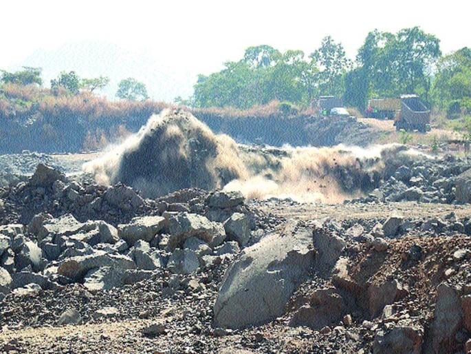 The work of the airport will be completed in progress, the first phase will be completed in December 2019 | विमानतळाचे काम प्रगतिपथावर, डिसेंबर २०१९मध्येच होणार पहिला टप्पा पूर्ण The work of the airport will be completed in progress, the first phase will be completed in December 2019 | विमानतळाचे काम प्रगतिपथावर, डिसेंबर २०१९मध्येच होणार पहिला टप्पा पूर्ण