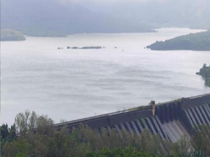 There was less rainfall in Satara district this year than last year | सातारा जिल्ह्यावर वरुणराजाची वक्रदृष्टी; यंदा नवजा, कोयना, महाबळेश्वरमध्ये पावसाची किती झाली तूट.. वाचा There was less rainfall in Satara district this year than last year | सातारा जिल्ह्यावर वरुणराजाची वक्रदृष्टी; यंदा नवजा, कोयना, महाबळेश्वरमध्ये पावसाची किती झाली तूट.. वाचा