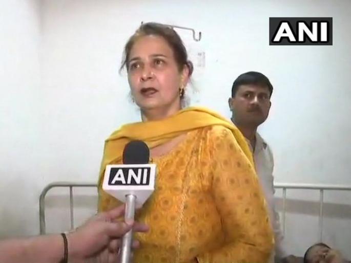 Amritsar Train Accident : Navjot Singh Sidhu's wife was the chief guest at the celebrations | ट्रेनने लोकांना उडवलं आणि सिद्धूंच्या पत्नी नवजोत कौर गाडीत बसून घरी निघून गेल्या, प्रत्यक्षदर्शींचा आरोप Amritsar Train Accident : Navjot Singh Sidhu's wife was the chief guest at the celebrations | ट्रेनने लोकांना उडवलं आणि सिद्धूंच्या पत्नी नवजोत कौर गाडीत बसून घरी निघून गेल्या, प्रत्यक्षदर्शींचा आरोप