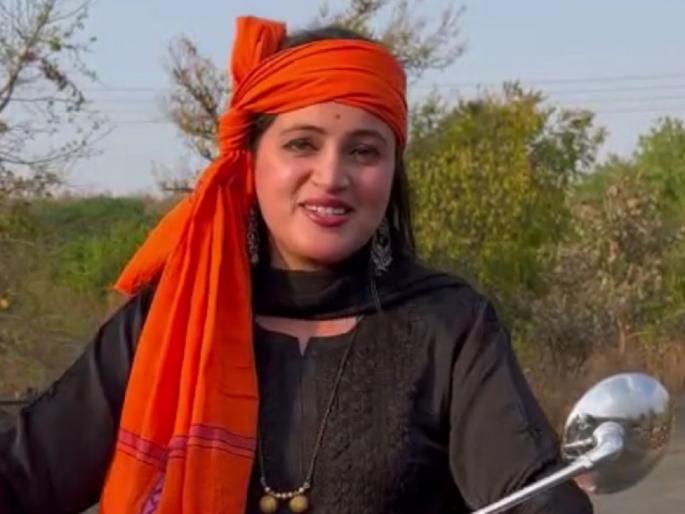 navneet rana bullet ride occasion of ram navami 2023, amravati | डोक्याला भगवी ओढणी, 'जय श्रीराम'चा नारा; नवनीत राणांची 'बुलेट राईड' चर्चेत! navneet rana bullet ride occasion of ram navami 2023, amravati | डोक्याला भगवी ओढणी, 'जय श्रीराम'चा नारा; नवनीत राणांची 'बुलेट राईड' चर्चेत!