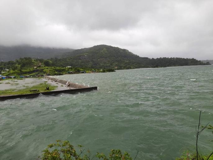 Bhandardara 93 percent and Nilavande 81 percent! Discharge of water started | भंडारदरा ९३ टक्के तर निळवंडे ८१ टक्के! पाण्याचा विसर्ग सुरू Bhandardara 93 percent and Nilavande 81 percent! Discharge of water started | भंडारदरा ९३ टक्के तर निळवंडे ८१ टक्के! पाण्याचा विसर्ग सुरू