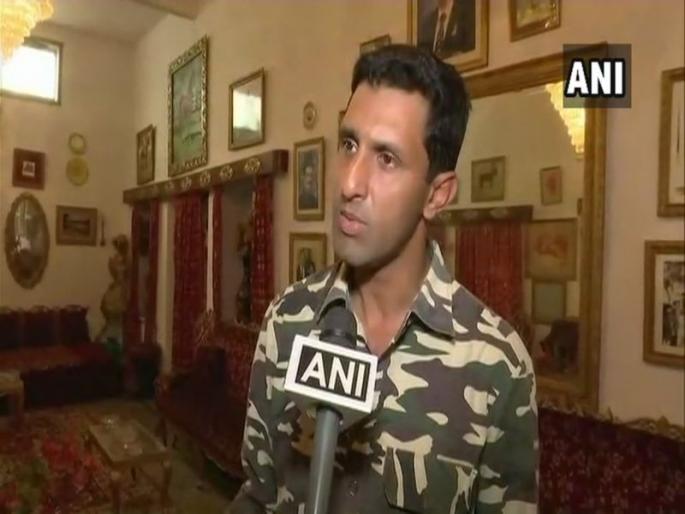 Agree tigress shouldn't be killed, but situation was unfavourable: Shooter Asghar Ali | '‘अवनी’ वाघिणीला ठार मारायचं नव्हतं, पण...' Agree tigress shouldn't be killed, but situation was unfavourable: Shooter Asghar Ali | '‘अवनी’ वाघिणीला ठार मारायचं नव्हतं, पण...'