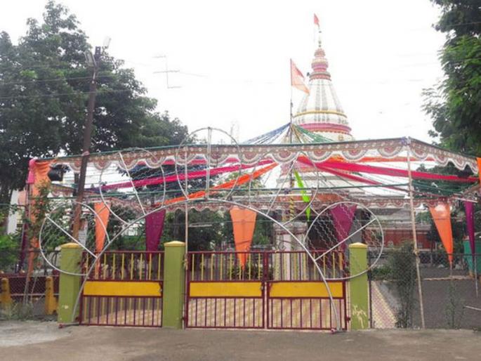 Preparations for the Navratri festival in the last phase; Lift up the excitement of youth | नवरात्रोत्सवासाठी मंडळांची तयारी अंतिम टप्प्यात ; तारुणाईच्या उत्साहाला उधान Preparations for the Navratri festival in the last phase; Lift up the excitement of youth | नवरात्रोत्सवासाठी मंडळांची तयारी अंतिम टप्प्यात ; तारुणाईच्या उत्साहाला उधान