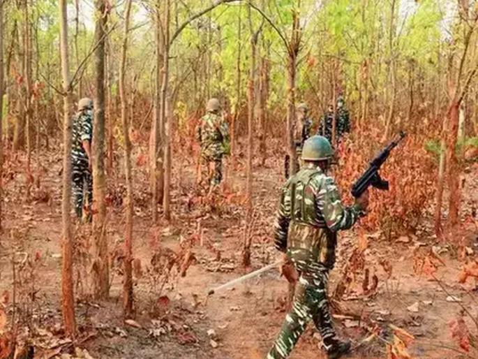 Major action by security forces in Chhattisgarh, 16 Naxalites killed in encounter, search operation in Dantewada intensified | छत्तीसगडमध्ये सुरक्षा दलांची मोठी कारवाई, चकमकीत १६ नक्षलवादी ठार, दांतेवाडामध्ये शोधमोहिमेला वेग   Major action by security forces in Chhattisgarh, 16 Naxalites killed in encounter, search operation in Dantewada intensified | छत्तीसगडमध्ये सुरक्षा दलांची मोठी कारवाई, चकमकीत १६ नक्षलवादी ठार, दांतेवाडामध्ये शोधमोहिमेला वेग