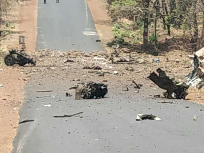 'If Veeramaran had come in front of the Naxalites, it would not have been so sad' | ‘नक्षलींशी लढताना वीरमरण आले असते तर एवढे दु:ख झाले नसते’ 'If Veeramaran had come in front of the Naxalites, it would not have been so sad' | ‘नक्षलींशी लढताना वीरमरण आले असते तर एवढे दु:ख झाले नसते’