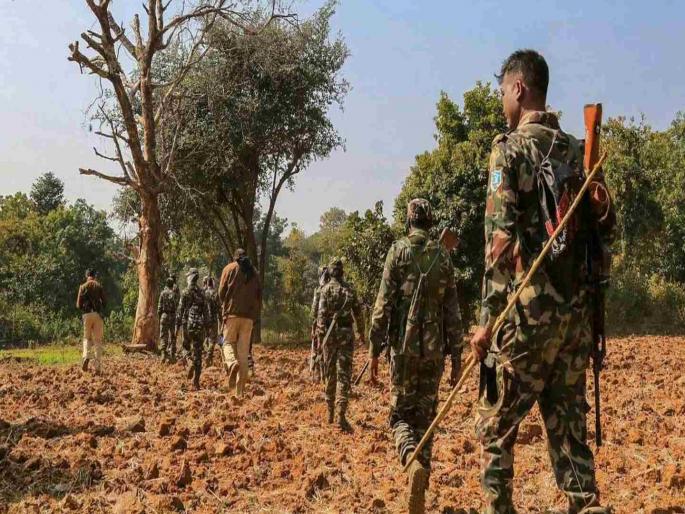 Four minors injured in an encounter with Naxalites in Abujhmad Chhattisgarh | अबुझमदमध्ये नक्षलवाद्यांसोबत झालेल्या चकमकीत चार मुले जखमी; एका मुलीच्या मानेला गंभीर दुखापत Four minors injured in an encounter with Naxalites in Abujhmad Chhattisgarh | अबुझमदमध्ये नक्षलवाद्यांसोबत झालेल्या चकमकीत चार मुले जखमी; एका मुलीच्या मानेला गंभीर दुखापत