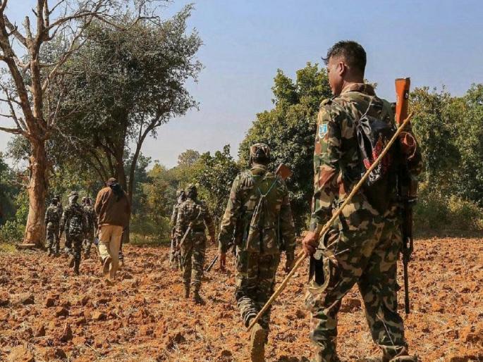 Naxalites Encounter in Chhattisgarh : Major clash in Kanker ahead of polls; Naxalite commander killed, 8 bodies found so far | मतदानापूर्वी मोठी चकमक; टॉप कमांडरसह 18 नक्षलवादी ठार, 3 जवान जखमी Naxalites Encounter in Chhattisgarh : Major clash in Kanker ahead of polls; Naxalite commander killed, 8 bodies found so far | मतदानापूर्वी मोठी चकमक; टॉप कमांडरसह 18 नक्षलवादी ठार, 3 जवान जखमी