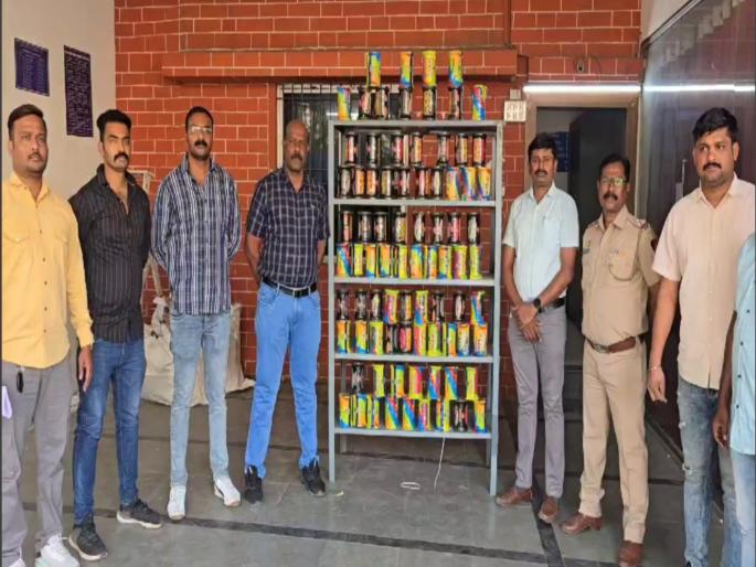 Youth arrested by Bibwewadi police for possession of banned nylon manja | प्रतिबंधित नायलॉन मांजाचा साठा, बिबवेवाडी पोलिसांकडून तरुणाला अटक Youth arrested by Bibwewadi police for possession of banned nylon manja | प्रतिबंधित नायलॉन मांजाचा साठा, बिबवेवाडी पोलिसांकडून तरुणाला अटक