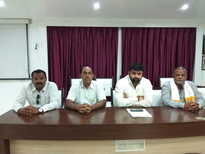 NCP's Prohibition Morcha against BJP-Sena government's policy | भाजप-सेना सरकारच्या धोरणाविरोधात राष्ट्रवादीचा निषेध मोर्चा NCP's Prohibition Morcha against BJP-Sena government's policy | भाजप-सेना सरकारच्या धोरणाविरोधात राष्ट्रवादीचा निषेध मोर्चा