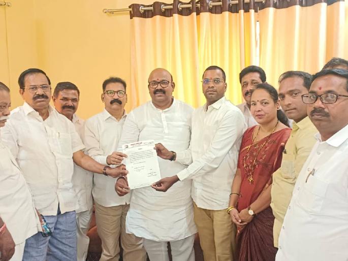 Kailas Gharat as Bhiwandi Taluka President of NCP | राष्ट्रवादीच्या भिवंडी तालुका अध्यक्षपदी कैलास घरत Kailas Gharat as Bhiwandi Taluka President of NCP | राष्ट्रवादीच्या भिवंडी तालुका अध्यक्षपदी कैलास घरत