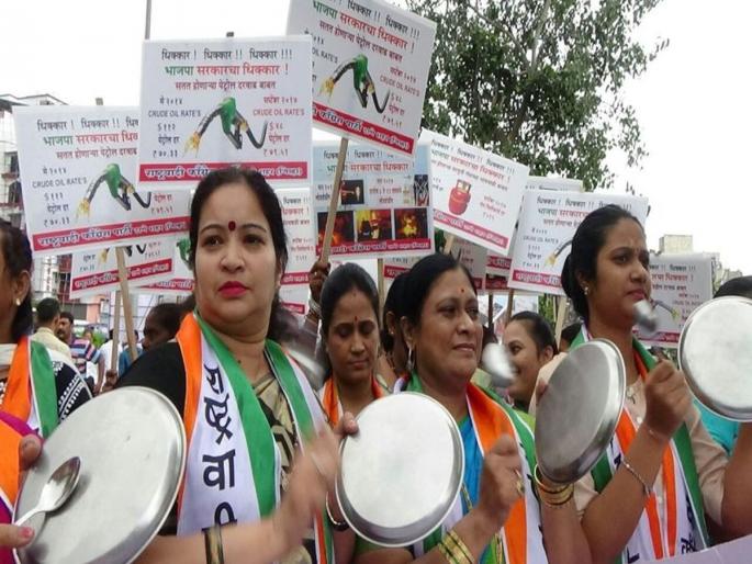 Five thousand activists from Jalgaon will go to Jalgaon for the sake of 'Attackball' | ‘हल्लाबोल’च्या सांगतासाठी जळगावातून पाच हजार कार्यकर्ते जाणार Five thousand activists from Jalgaon will go to Jalgaon for the sake of 'Attackball' | ‘हल्लाबोल’च्या सांगतासाठी जळगावातून पाच हजार कार्यकर्ते जाणार