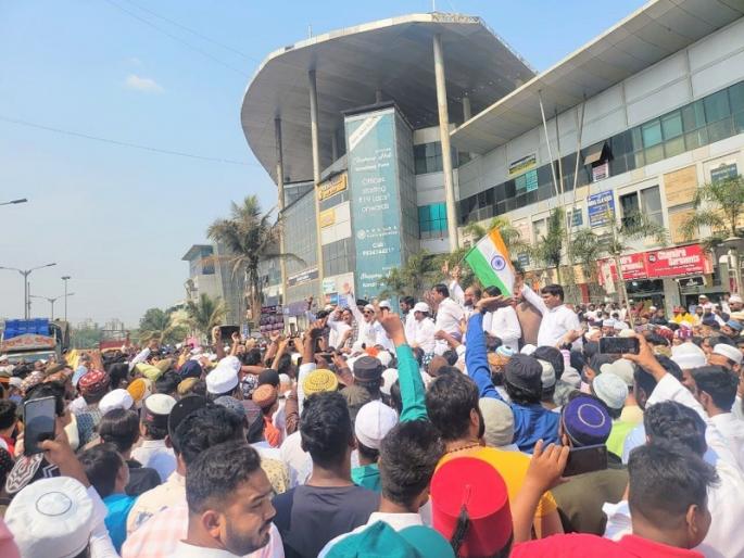 ncp protests against raj thackerays statement on gudipadhva | राज ठाकरेंच्या वक्तव्याचा पुण्यात राष्ट्रवादी काँग्रेसकडून निषेध ncp protests against raj thackerays statement on gudipadhva | राज ठाकरेंच्या वक्तव्याचा पुण्यात राष्ट्रवादी काँग्रेसकडून निषेध