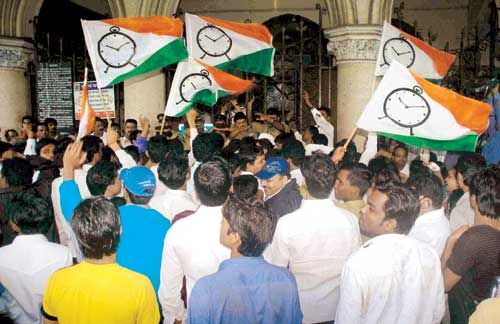 NCP is tightening the waist at the front in Nagpur | आघाडीच्या बळावर राष्ट्रवादी नागपुरात कसतेय कंबर NCP is tightening the waist at the front in Nagpur | आघाडीच्या बळावर राष्ट्रवादी नागपुरात कसतेय कंबर