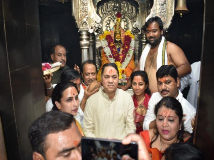 osmanabad NCP halla bol aandolan | 'जनविरोधी सरकार उलथून टाकण्याची शक्ती दे', तुळजाभवानीला साकडे घालत राष्ट्रवादीचा तुळजापुरातून हल्लाबोल सुरू osmanabad NCP halla bol aandolan | 'जनविरोधी सरकार उलथून टाकण्याची शक्ती दे', तुळजाभवानीला साकडे घालत राष्ट्रवादीचा तुळजापुरातून हल्लाबोल सुरू