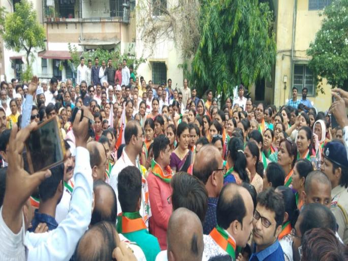 A march on the city police commissioner by ncp about rising crime in city | शहरातील वाढत्या गुन्हेगारीबाबत शहर राष्ट्रवादी काँगेसचा पोलीस आयुक्तालयावर मोर्चा A march on the city police commissioner by ncp about rising crime in city | शहरातील वाढत्या गुन्हेगारीबाबत शहर राष्ट्रवादी काँगेसचा पोलीस आयुक्तालयावर मोर्चा