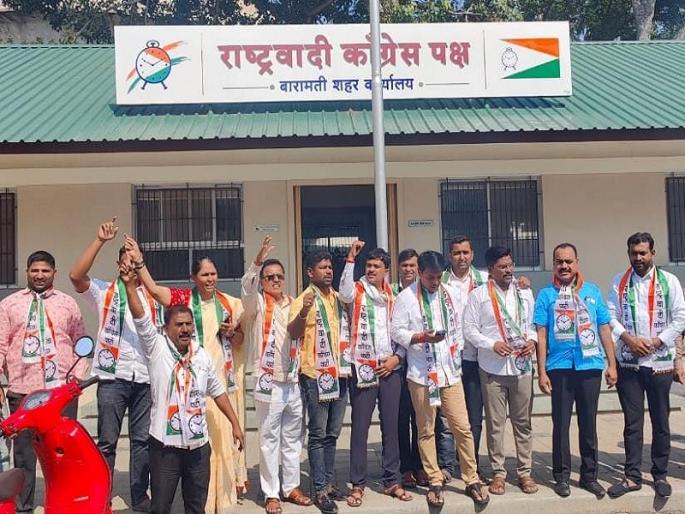 Ajit Pawar Pune's guardian minister, fireworks display in Baramati | Ajit Pawar: अजित पवार पुण्याचे पालकमंत्री, बारामतीत फटाक्यांची आतषबाजी