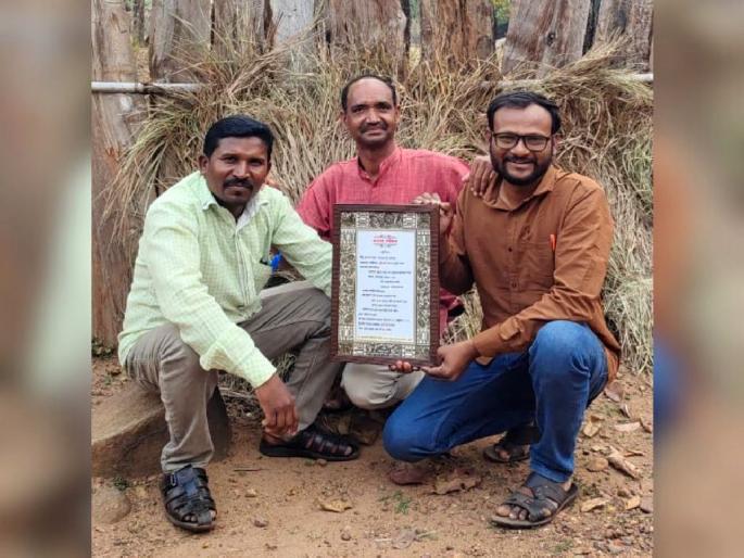 'Constitutional Preface' Now in Primitive Madiya Language, Initiative of social activists for Constitution awareness in Naxal affected remote areas | 'संविधान उद्देशिका' आता आदिम माडिया भाषेतही!