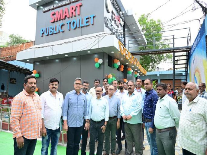 Hirakni room, sanitary pad vending machine, incinerator in municipal toilets | हिरकणी कक्ष, सॅनिटरी पॅड व्हेंडिंग मशीन, इन्सिनरेटर मनपाच्या स्वच्छतागृहात