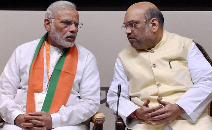BJP's house started to smash! | भाजपाच्या घराचे वासे फिरू लागले! BJP's house started to smash! | भाजपाच्या घराचे वासे फिरू लागले!