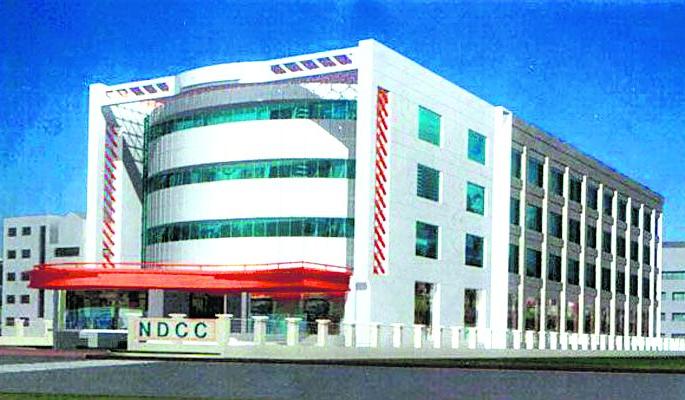 The responsibility for the loss of District Bank rests with the former directors | जिल्हा बँकेच्या नुकसानीची आजी-माजी संचालकांवर जबाबदारी