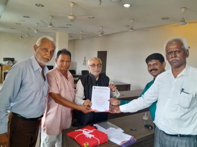 NDCC Bank loan issue; farmers to file cases on Ndcc bank officials | जमिनींचे लिलाव कराल, तर बँक अधिकाऱ्यांवर दाखल करणार गुन्हे NDCC Bank loan issue; farmers to file cases on Ndcc bank officials | जमिनींचे लिलाव कराल, तर बँक अधिकाऱ्यांवर दाखल करणार गुन्हे