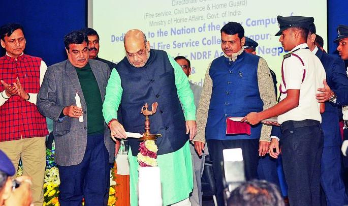 SAARC countries also trained at NDRF Academy in Nagpur: Amit Shah | नागपुरातील 'एनडीआरएफ' अकादमीत सार्क देशांनाही प्रशिक्षण : अमित शाह SAARC countries also trained at NDRF Academy in Nagpur: Amit Shah | नागपुरातील 'एनडीआरएफ' अकादमीत सार्क देशांनाही प्रशिक्षण : अमित शाह