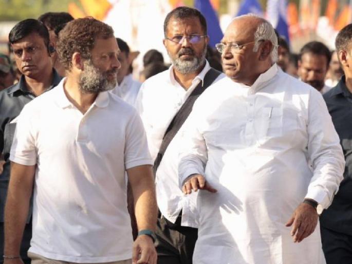 president ji worker is not a dog Congress leader acharya pramod krishnam were furious over Mallikarjun Kharge's statement | "अध्यक्ष जी कार्यकर्ता कुत्ता नहीं होता"! मल्लिकार्जुन खर्गे यांच्या 'त्या' विधानावर काँग्रेसचे दिग्गज संतापले president ji worker is not a dog Congress leader acharya pramod krishnam were furious over Mallikarjun Kharge's statement | "अध्यक्ष जी कार्यकर्ता कुत्ता नहीं होता"! मल्लिकार्जुन खर्गे यांच्या 'त्या' विधानावर काँग्रेसचे दिग्गज संतापले