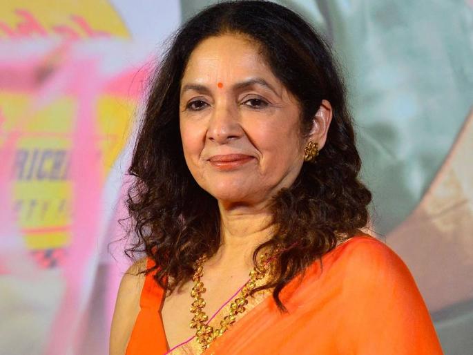 neena gupta old interview going viral netizens criticized her over her certain comments | "शारिरीक संबंध ठेवायला..." कास्टिंग काऊचवरील नीना गुप्तांच्या 'त्या' वक्तव्यावर भडकले नेटकरी neena gupta old interview going viral netizens criticized her over her certain comments | "शारिरीक संबंध ठेवायला..." कास्टिंग काऊचवरील नीना गुप्तांच्या 'त्या' वक्तव्यावर भडकले नेटकरी