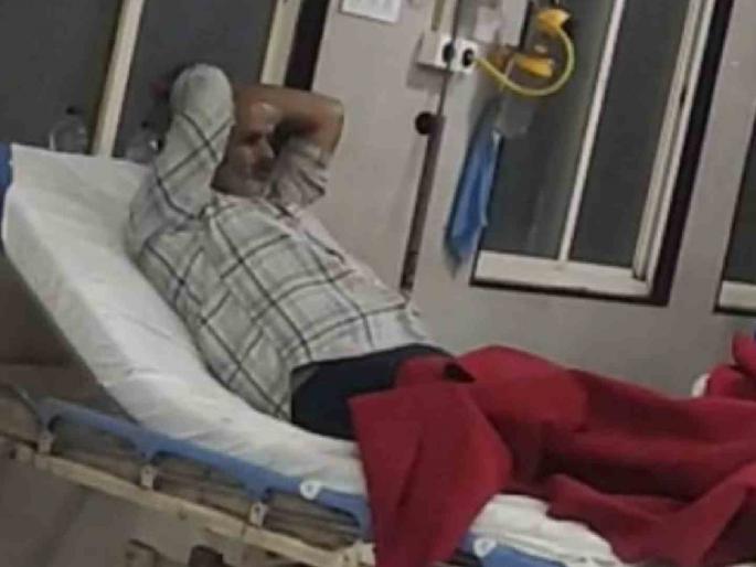 Neet case 6 thousand messages in mobile still not deciphered Accused Gangadharappa stay in ICU | नीट प्रकरण : मोबाइलमधील ६ हजार मेसेजचा अद्यापही होईना उलगडा... आरोपी गंगाधरअप्पाचा आयसीयूमध्ये मुक्काम Neet case 6 thousand messages in mobile still not deciphered Accused Gangadharappa stay in ICU | नीट प्रकरण : मोबाइलमधील ६ हजार मेसेजचा अद्यापही होईना उलगडा... आरोपी गंगाधरअप्पाचा आयसीयूमध्ये मुक्काम