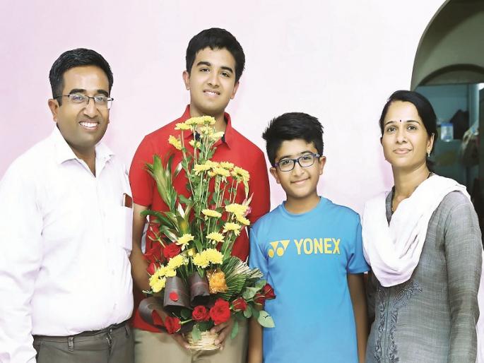 Nanded coin shoots; Krishna Agarwal exams seventh in the country | नांदेडचे नाणे खणखणीत; कृष्णा अग्रवाल नीट परीक्षेत देशात सातवा Nanded coin shoots; Krishna Agarwal exams seventh in the country | नांदेडचे नाणे खणखणीत; कृष्णा अग्रवाल नीट परीक्षेत देशात सातवा