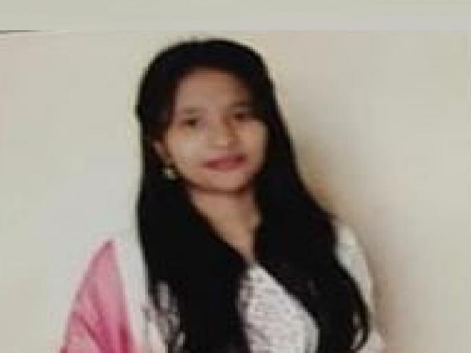 The dead body found in the Neera river is that of a young woman from Pune, Investigation started by the police | नीरा नदीमध्ये आढळलेला मृतदेह पुण्यातील युवतीचा, आत्महत्या की घातपात?; पोलिसांकडून तपास सुरु The dead body found in the Neera river is that of a young woman from Pune, Investigation started by the police | नीरा नदीमध्ये आढळलेला मृतदेह पुण्यातील युवतीचा, आत्महत्या की घातपात?; पोलिसांकडून तपास सुरु