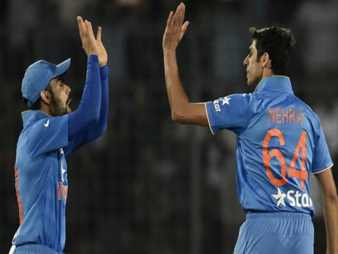 Asked about Ashish Nehra's unhappiness, Virat stood before Virat | आशिष नेहराच्या निरोपाच्या सामन्यापूर्वी विराटसमोर उभा राहिला हा सवाल 