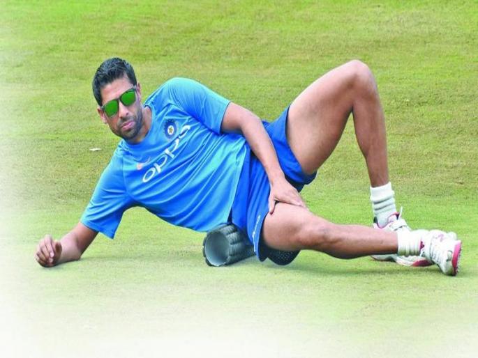 Ashish Nehra says ... i am became old! | आशीष नेहरा म्हणतोय... हाय ये बुढापा!