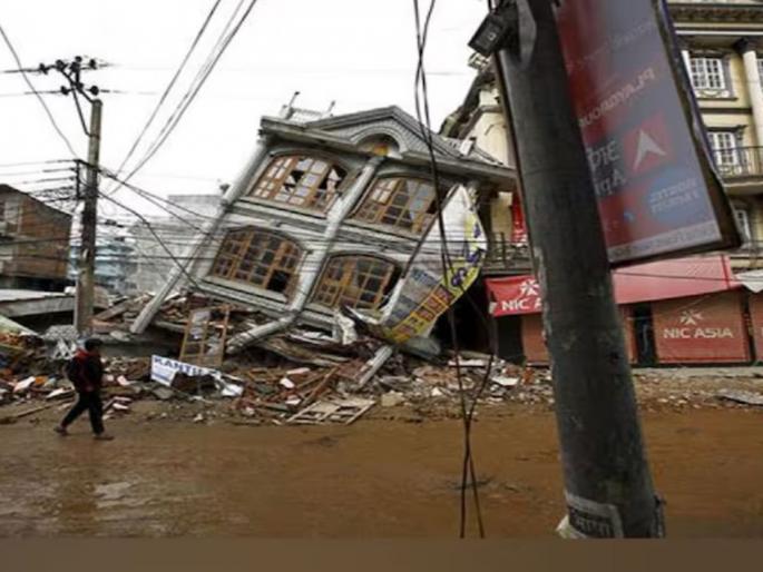 four earthquakes in nepal in 48 minutes more than 8 thousand people died in 2015 | 48 मिनिटांत नेपाळ उद्ध्वस्त! लोकांना आली 2015 ची आठवण; भूकंपामुळे 8000 जणांचा मृत्यू four earthquakes in nepal in 48 minutes more than 8 thousand people died in 2015 | 48 मिनिटांत नेपाळ उद्ध्वस्त! लोकांना आली 2015 ची आठवण; भूकंपामुळे 8000 जणांचा मृत्यू