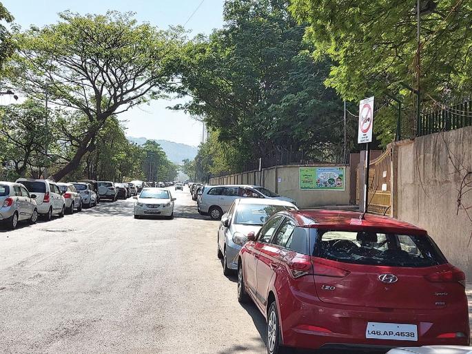 Nerul department accepts problems; Parking lot | नेरुळ विभागाला समस्यांचे ग्रहण; पार्किंगचा बोजवारा Nerul department accepts problems; Parking lot | नेरुळ विभागाला समस्यांचे ग्रहण; पार्किंगचा बोजवारा