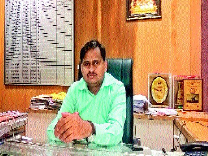 33 types of certificates now to be made available - Sandeep Kohinkar | ३३ प्रकारचे दाखले आता घरबसल्या देणार - संदीप कोहिणकर 33 types of certificates now to be made available - Sandeep Kohinkar | ३३ प्रकारचे दाखले आता घरबसल्या देणार - संदीप कोहिणकर