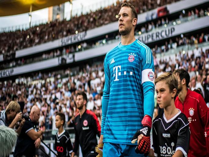 German national team footballers donate US$2.7m to fight coronavirus svg | कौतुकास्पद : जर्मन फुटबॉल संघानं Corona शी मुकाबला करण्यासाठी केली २० कोटींची मदत German national team footballers donate US$2.7m to fight coronavirus svg | कौतुकास्पद : जर्मन फुटबॉल संघानं Corona शी मुकाबला करण्यासाठी केली २० कोटींची मदत