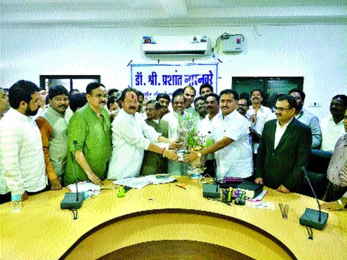 Zip Kharpade as president, Vice President Gandh | जि.प. अध्यक्षपदी खरपडे, उपाध्यक्ष गंधे Zip Kharpade as president, Vice President Gandh | जि.प. अध्यक्षपदी खरपडे, उपाध्यक्ष गंधे