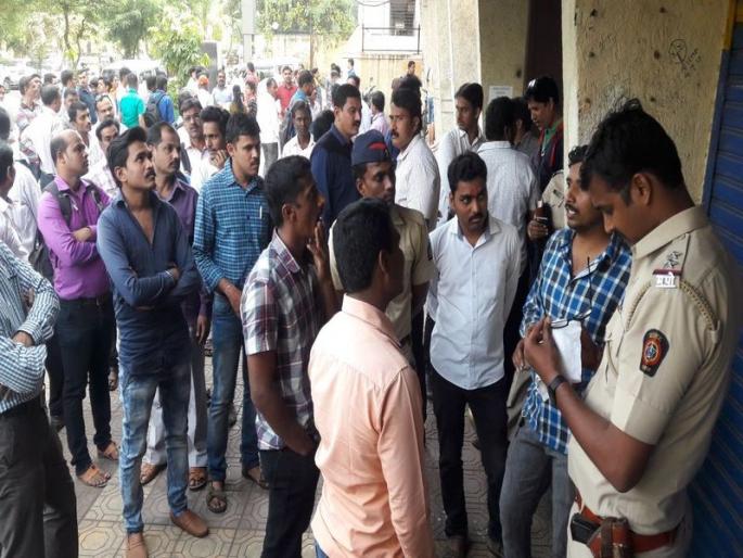 Robbery in Navi Mumbai | जमिनी खाली बोगदा खोदून नवी मुंबईत लुटली बँक, कोट्यवधीचा ऐवज चोरीला Robbery in Navi Mumbai | जमिनी खाली बोगदा खोदून नवी मुंबईत लुटली बँक, कोट्यवधीचा ऐवज चोरीला